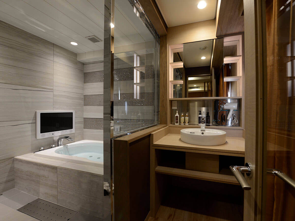 디럭스 더블 (금연, 흡연) / 욕실