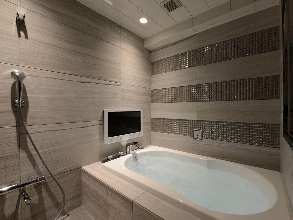 디럭스 더블 (금연, 흡연) / 욕실