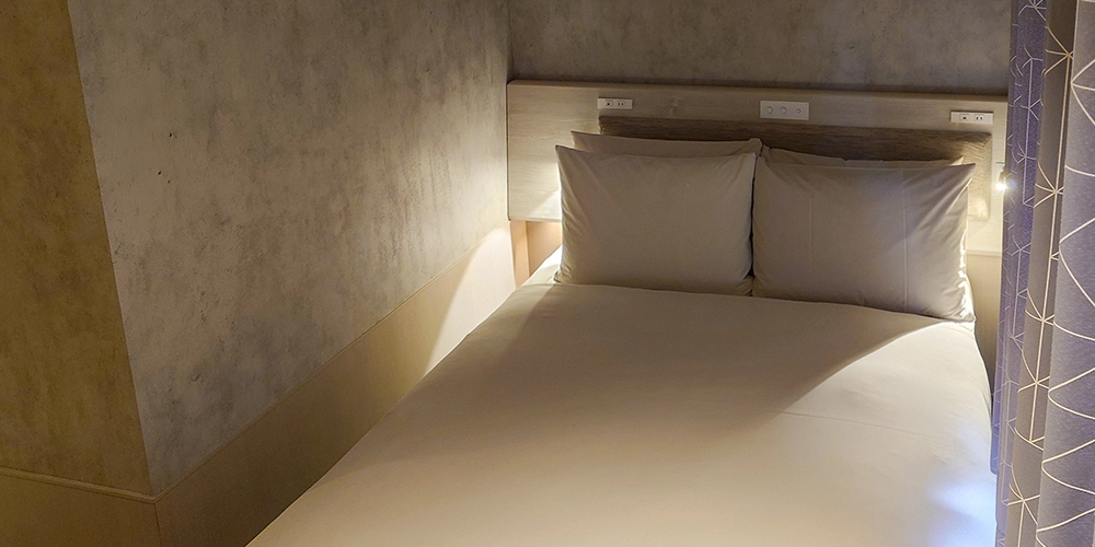 서비스 더블 (샤워만, 금연)