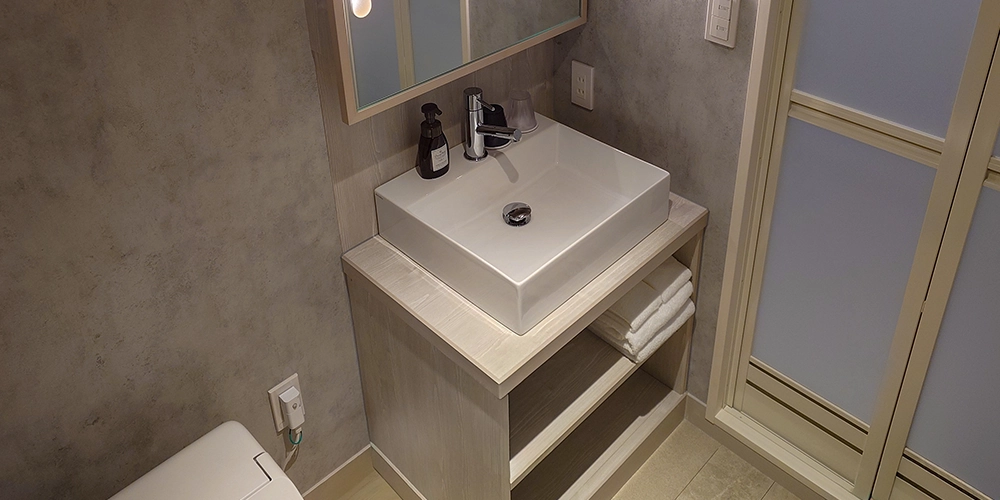 서비스 더블 (샤워만, 금연)