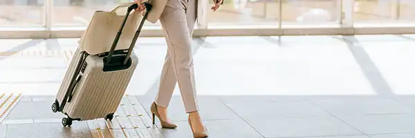 출장 비즈니스 사람